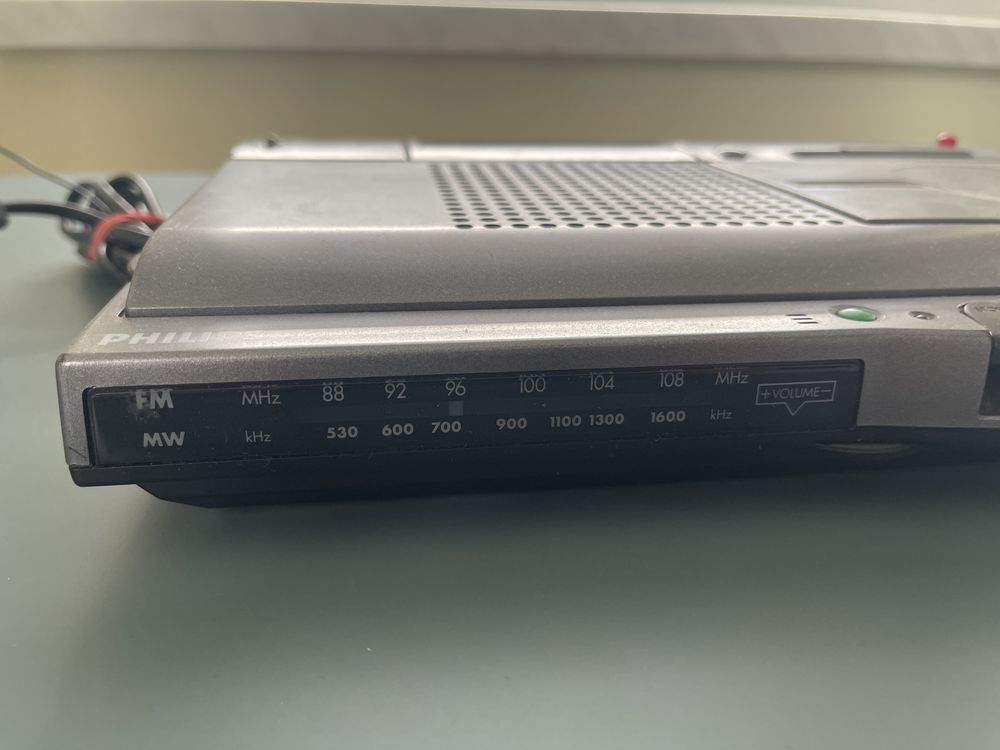 Odtwarzacz kaset i radio PHILIPS AJ3800 Clockradio Cassette Recorder