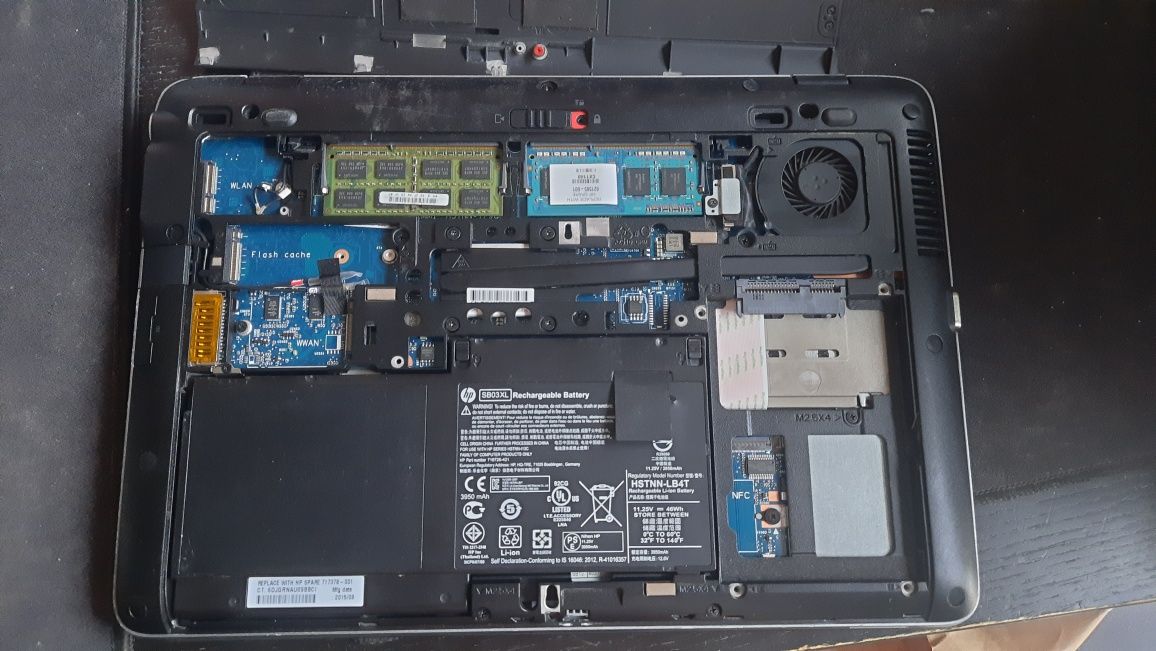 HP elitebook 820 G1 (com avaria)