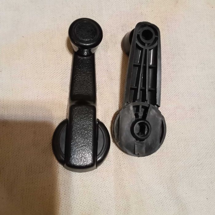 Олени ГАЗ-21 Ручка дверная на АЗЛК 412 Зеркало ВАЗ запас Габарит стары