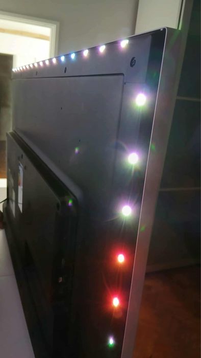 vende-se tv smart 43 polegadas philips com leds AMBILIGHT