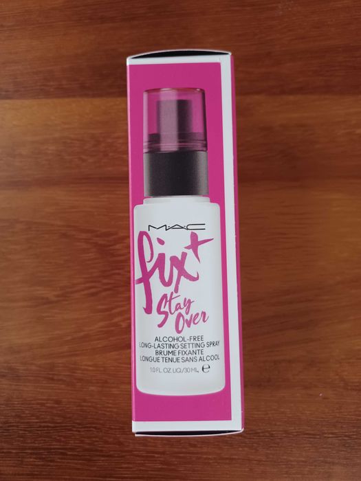 MAC Cosmetics Fix+ Stay Over spray utrwalający makijaż