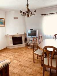 Alugo apartamento T2, em S Bernardino