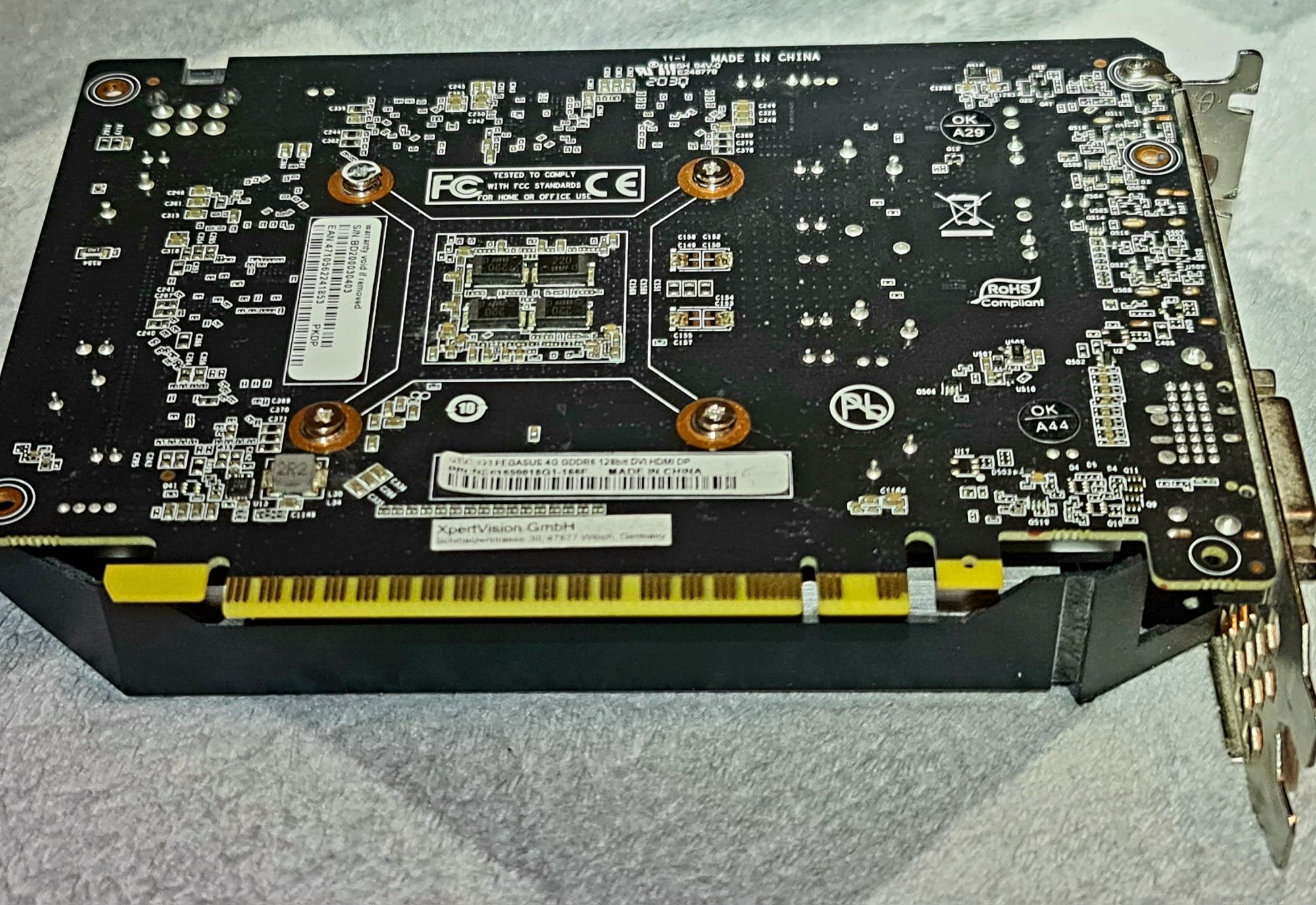 Karta graficzna GeForce GTX z serii 16 Gainward 4 GB DDR5