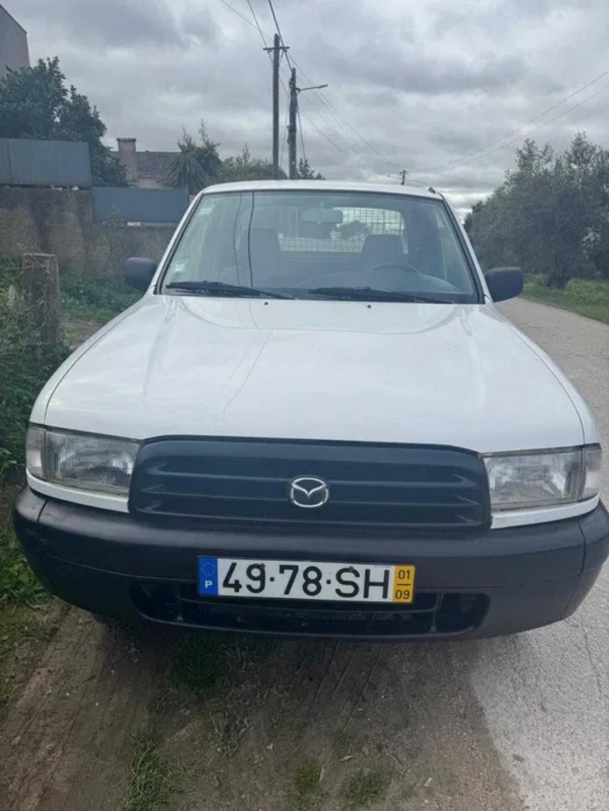 Vendo carrinha 4x4 Mazda