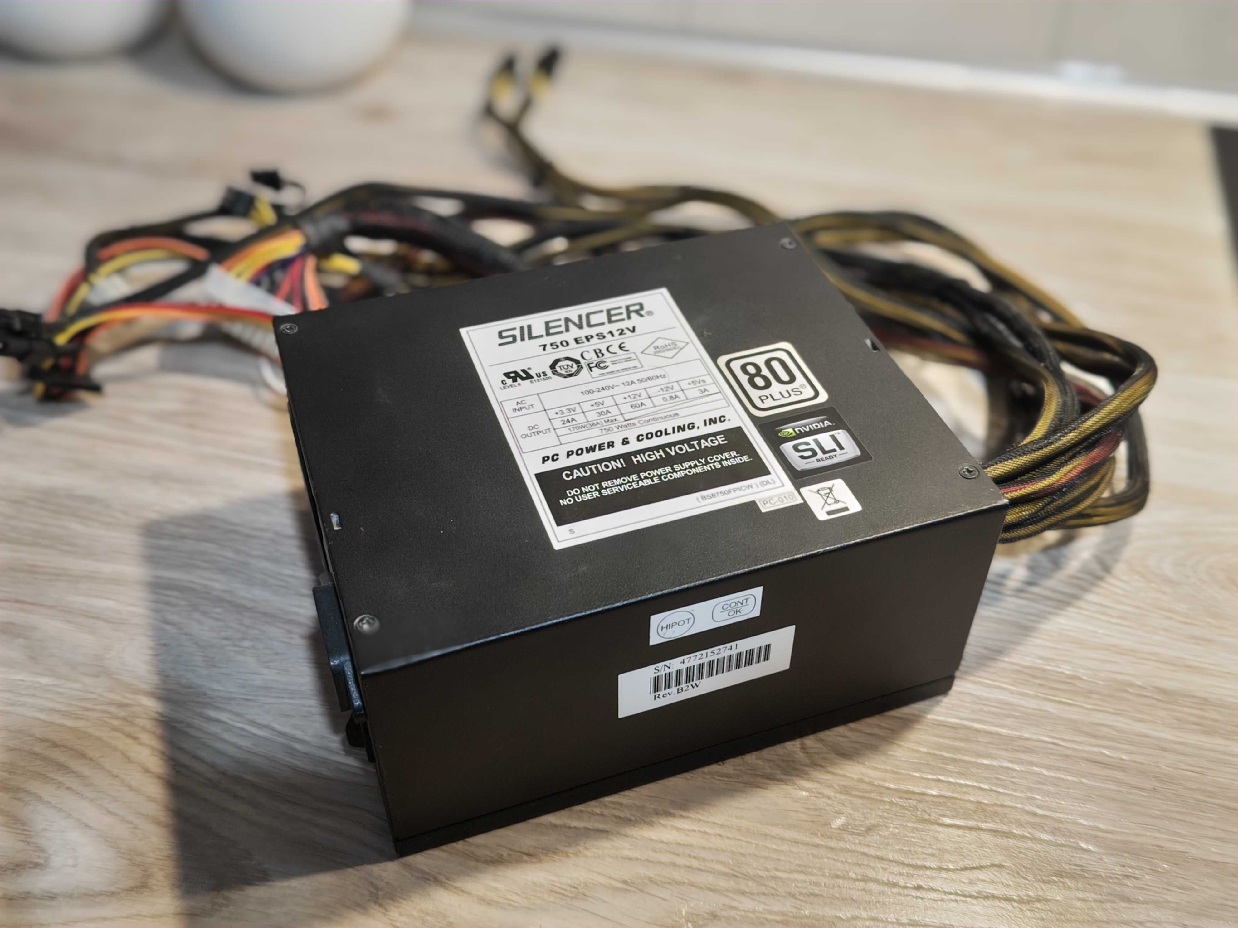 PC Power & Cooling Silencer 750W EPS12V (OCZ)