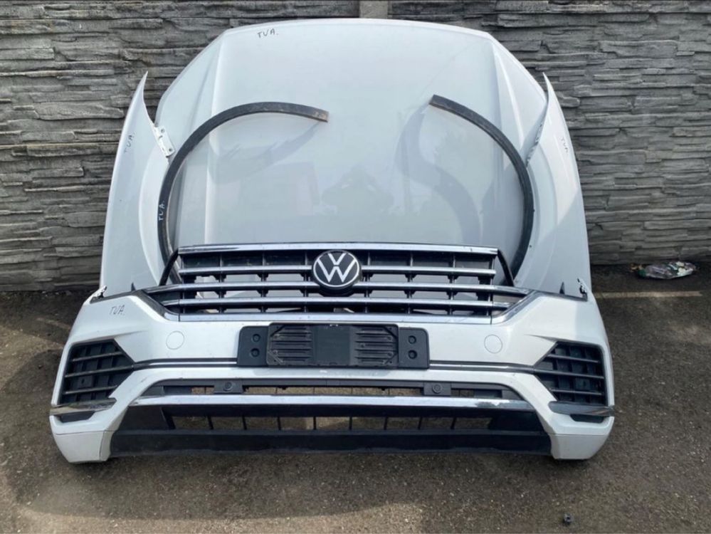 Передній бампер volkswagen touareg оригінал