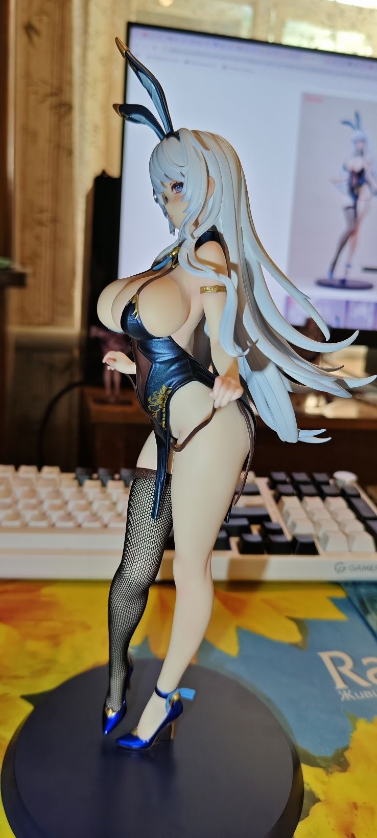 Аниме фигурка Qi Kai De Sheng Bunny Girl illustration