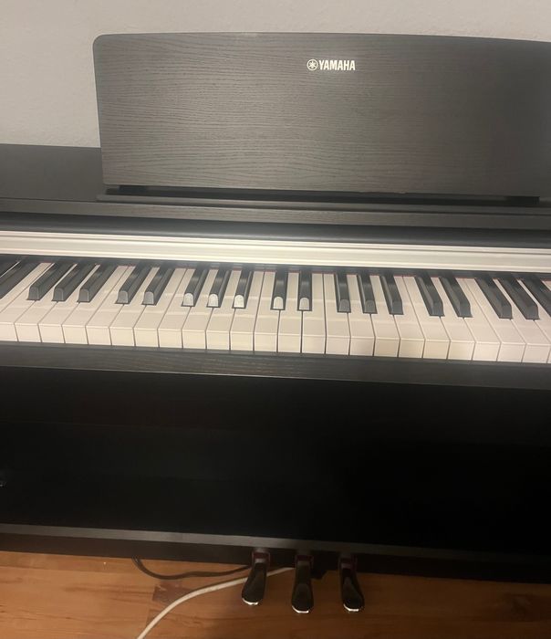 Pianino cyfrowe Yamaha YDP 142
