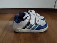 Biało- granatowe buty Adidas 22