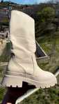 Botas de cano médio beges 38