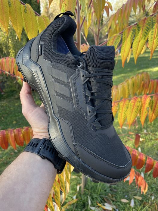Оригінальні кросівки Adidas Terrex AX4 GORE-TEX