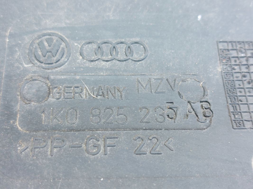Osłona Dolna Pod Silnik 1.4/1.8 Tsi 1kab Vw Golf V Leon Ii Octavia