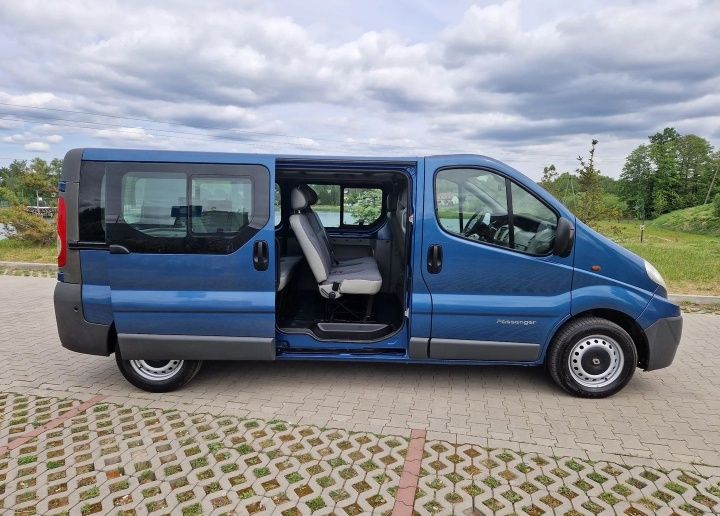 Renault Trafic 2.0 dCi 115 Passenger FAP L2H1 Expression