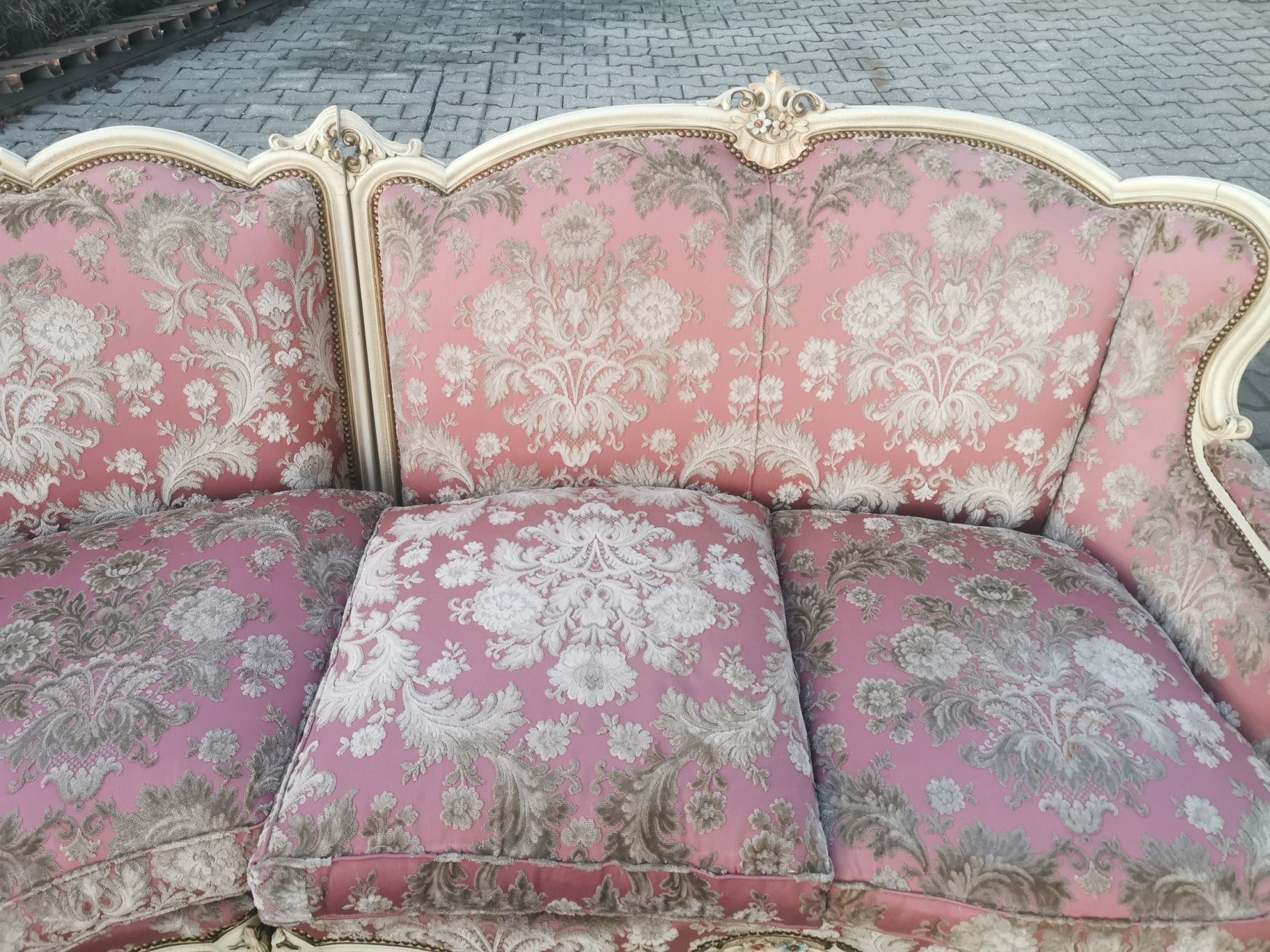 Okazja, pałacowa narożna sofa w stylu barokowym