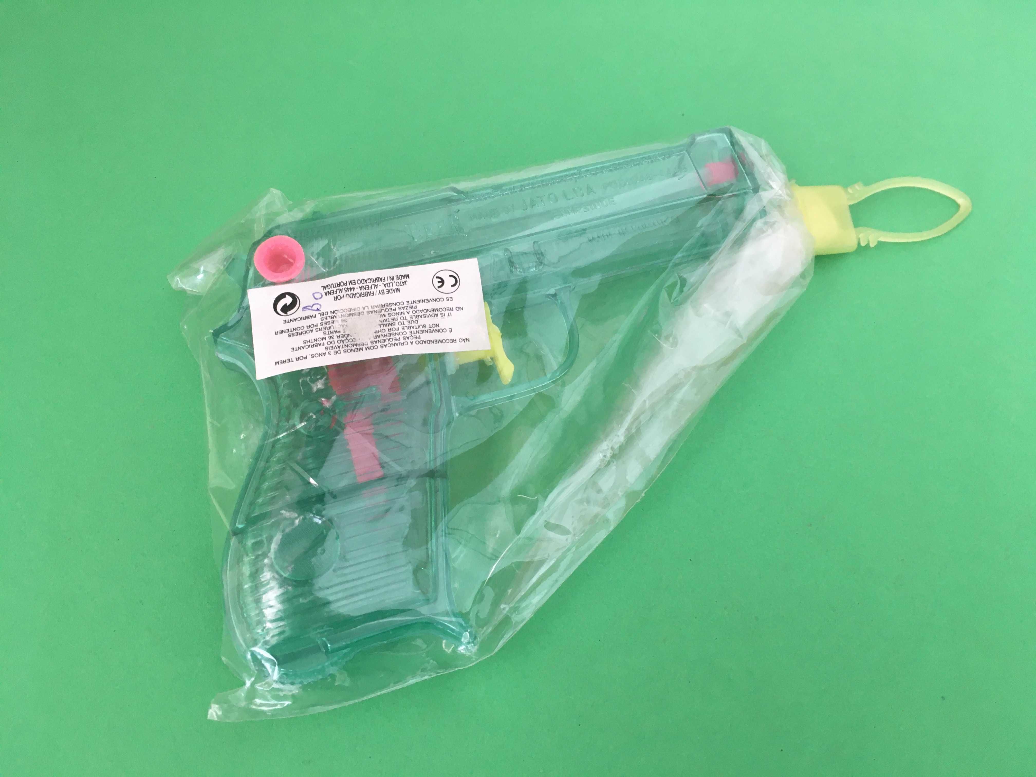 Bisnagas Pistolas em plástico da Marca Pepe Antigas