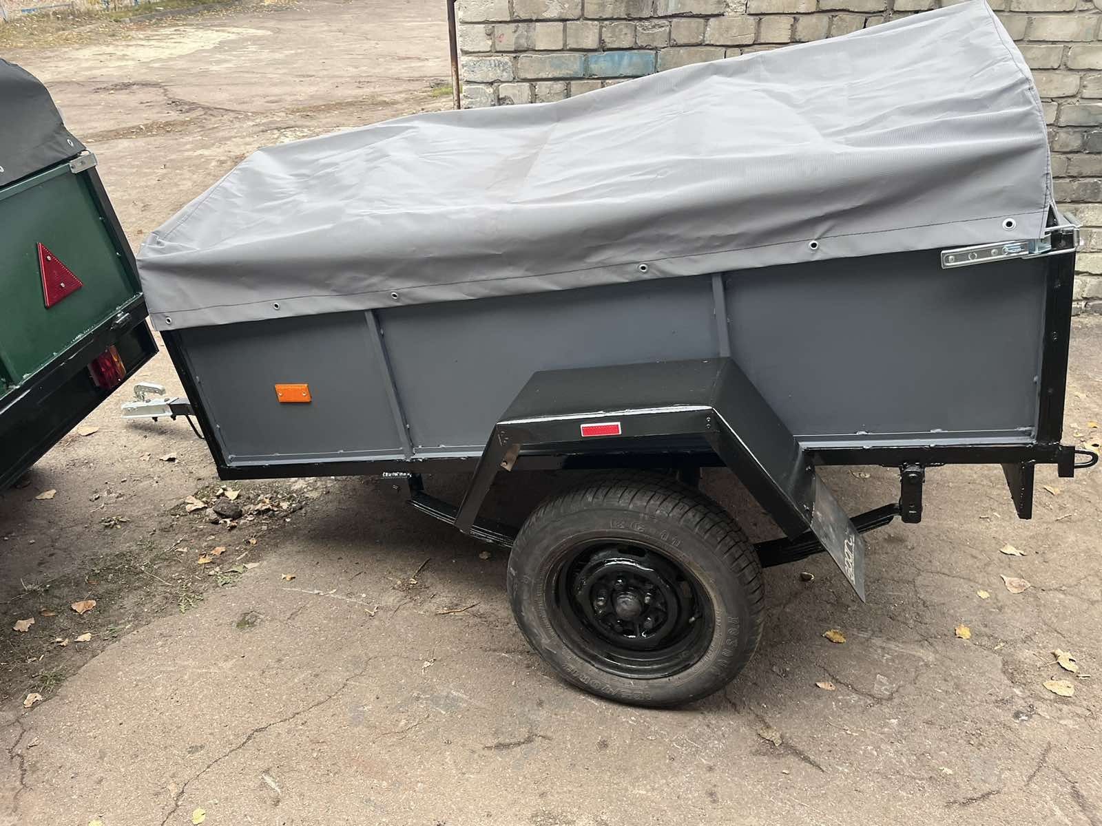 Прицеп розмір: 2×1,2 м.
