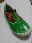 Vendo sapatos n37 e 40 novos co tum caixa