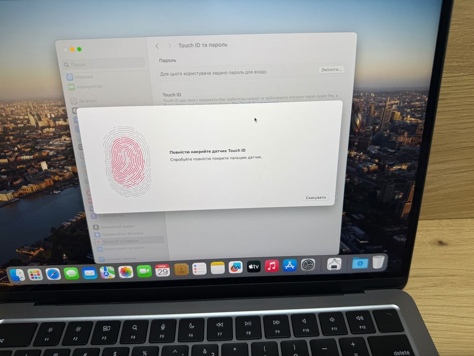 Макбук Apple MacBook Air 13,6” 2022 року M2 16gb 256gb SSD Space Grey