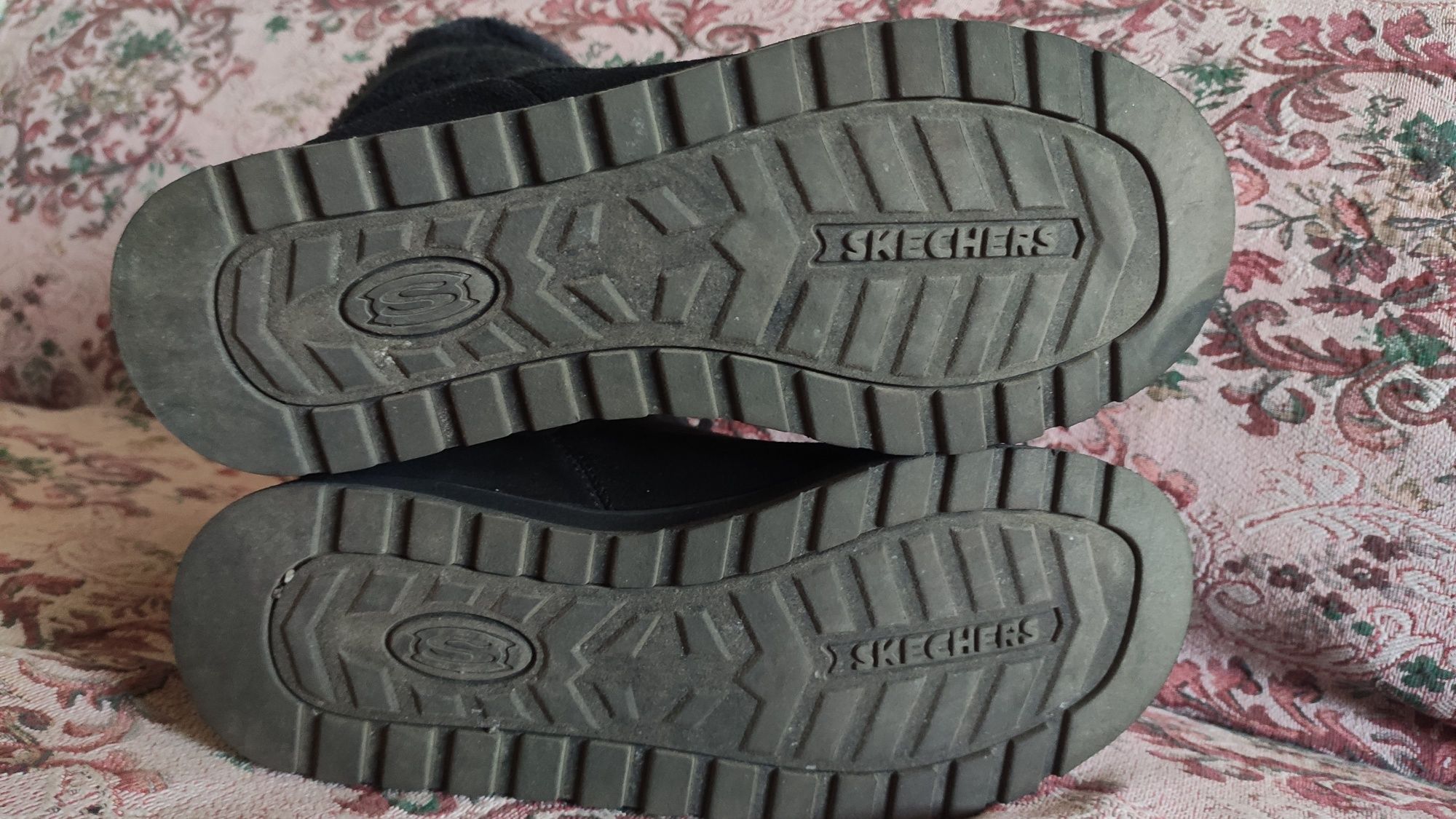 Сапоги Skechers угги