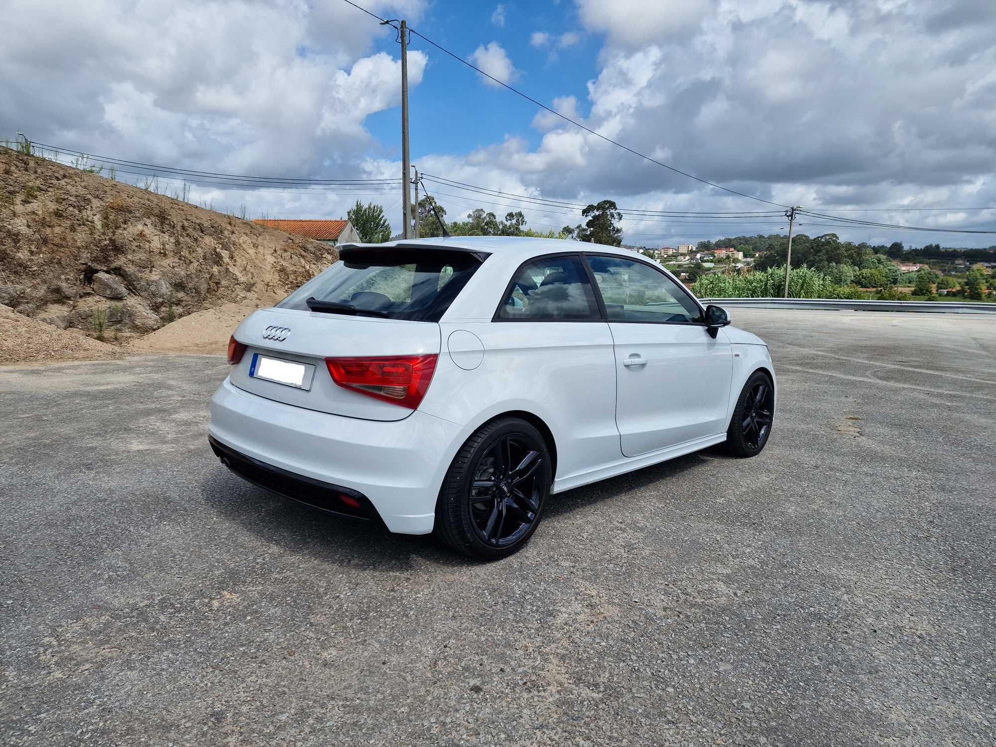 Audi A1 tdi S LINE
