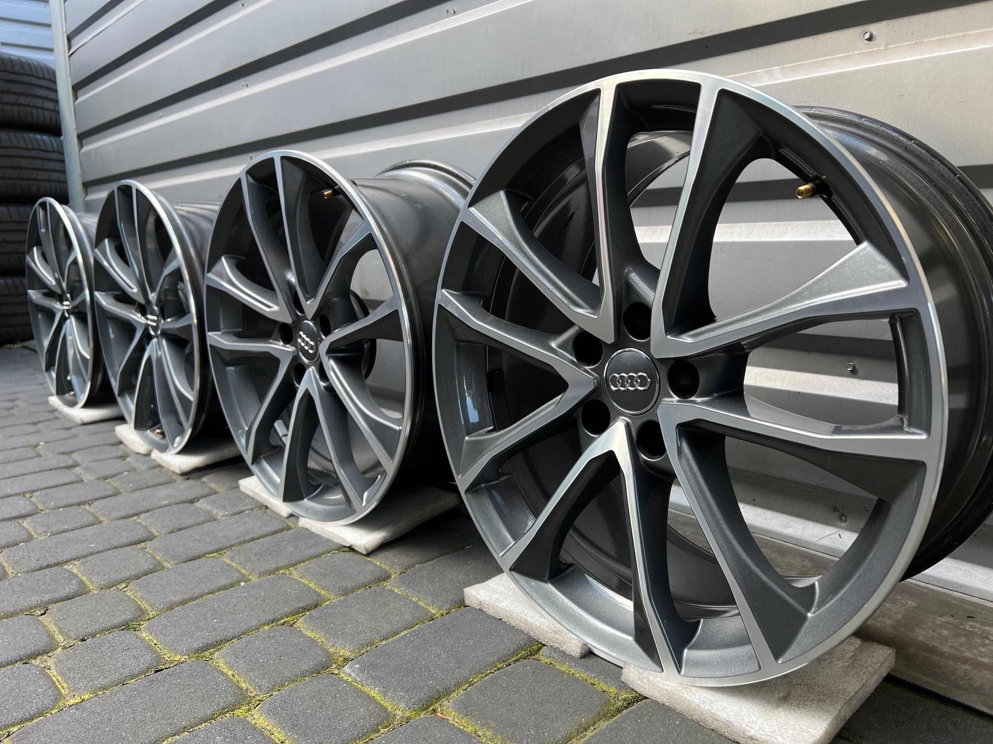 Oryginalne Felgi Audi 19 A3 A4 A5 A6 A8 Q3 Q5 Q7