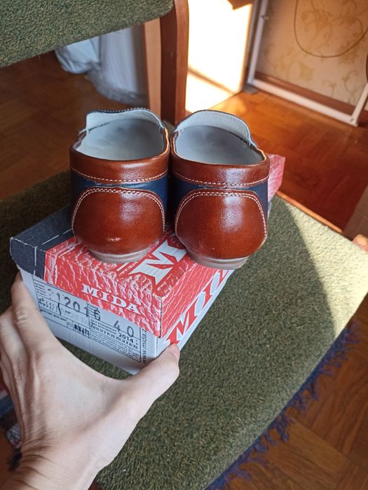 Продам женские туфли MIDA 40 р.