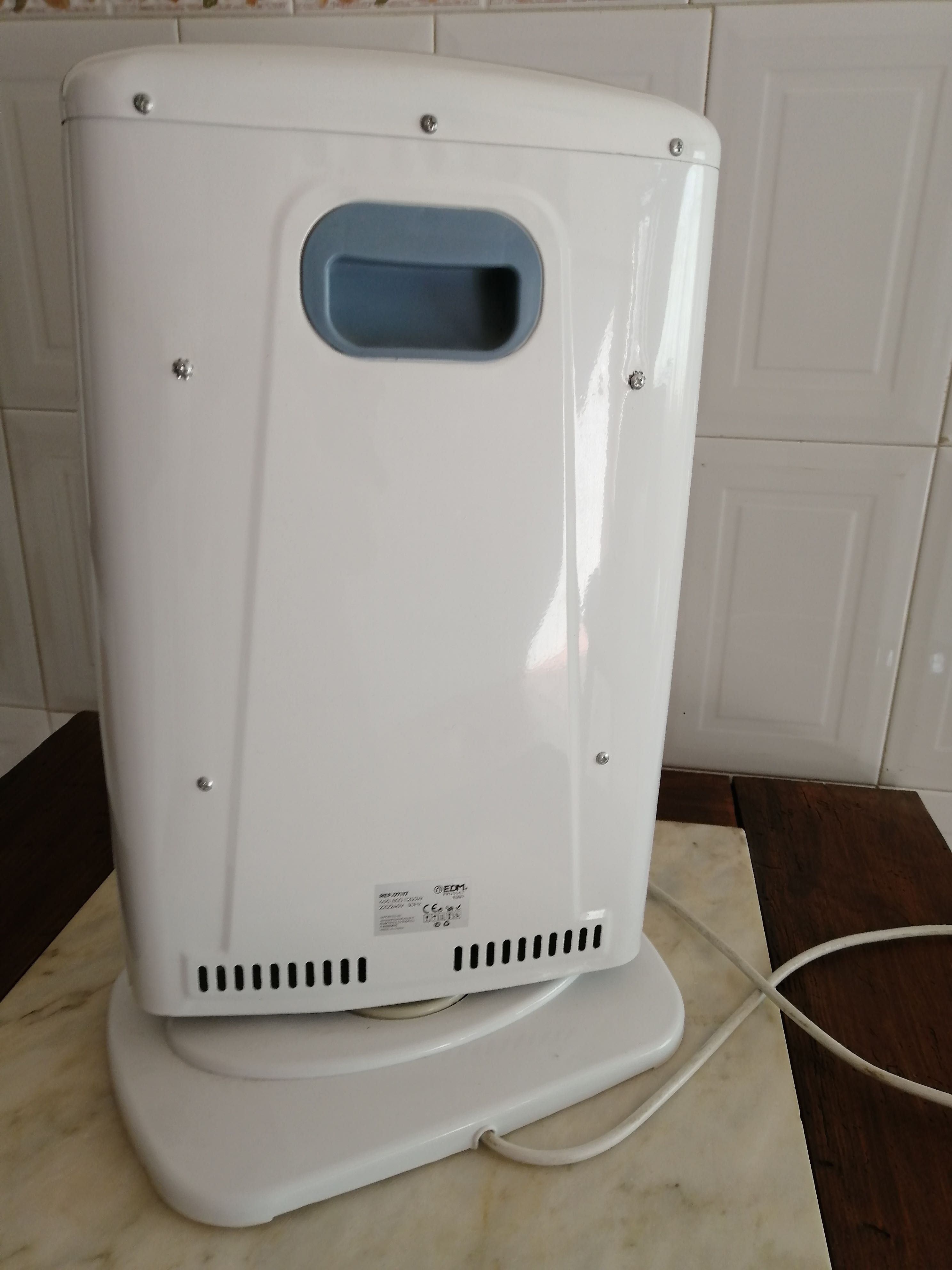 aquecedor rotativo a funcionar