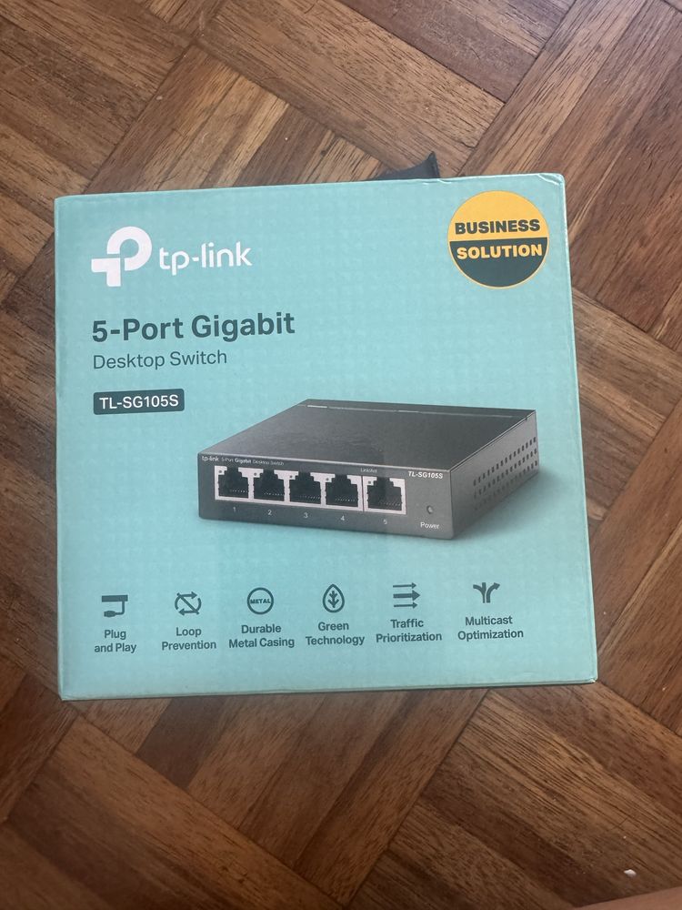 5-Port Gigabit Desktop Switch TL-SG105S