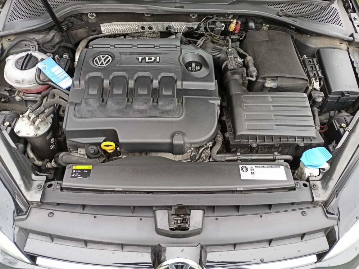 VW Golf 1,6 D kombi DSG 2014R.