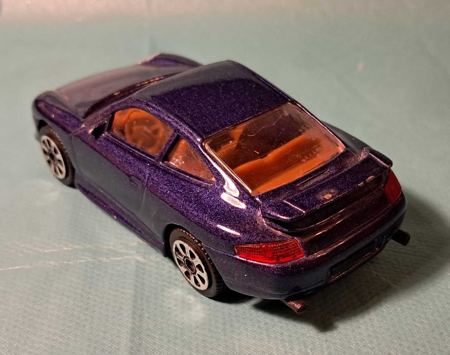 Autko, resorak Bburago -  Porsche 911 Carrera