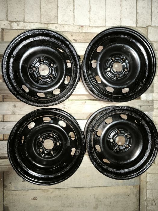 Продам диски VW Golf 4 r14 5*100 et 38 з ковпаками
