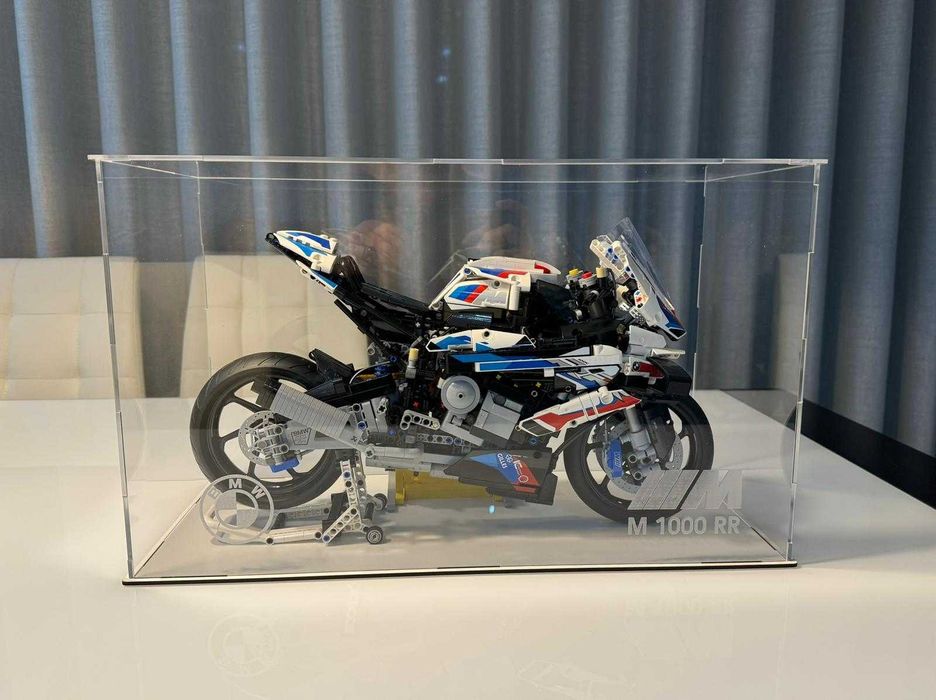 Expositor 'LEGO' em acrílico