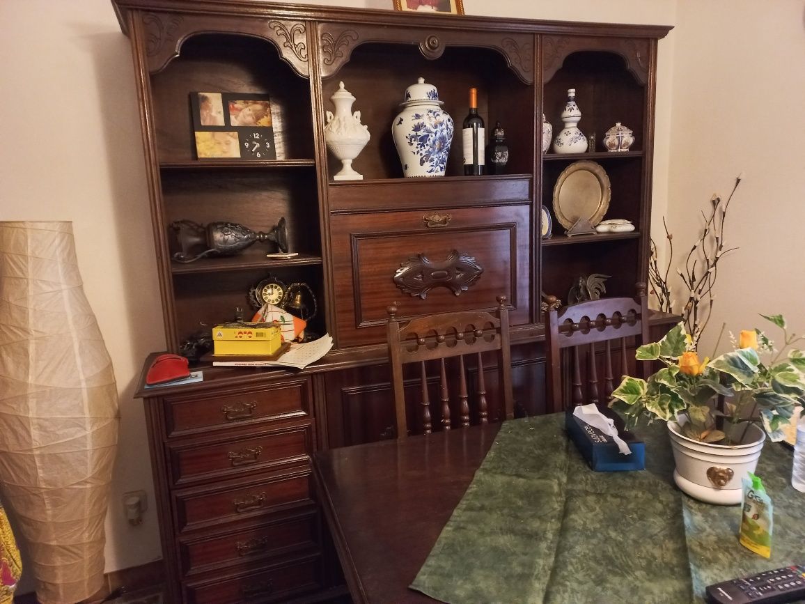 Movel Sala/Casa de jantar - antiguidade