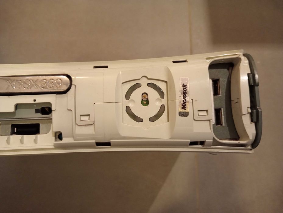 Konsola Xbox 360 FAT (27)
