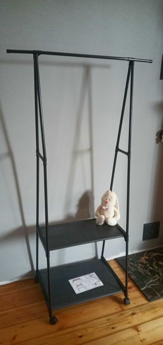 Стійка-вішак для одягу