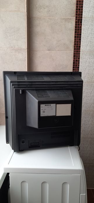 Кінескопний телевізор Rifey