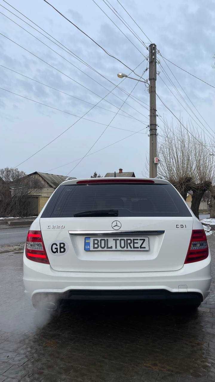 Шрот Розбірка запчастини W204 C-class/Разборка запчасти Мерседес W204