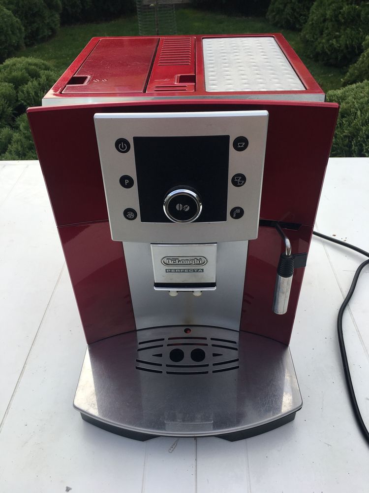 Кофемашина Delonghi