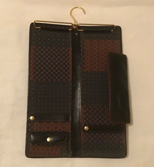 Estojo para gravatas marca Farc