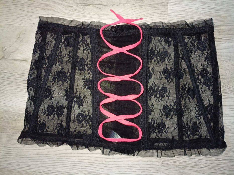 Secret Posession: Gotycki Gorset czarny koronkowy 42-40