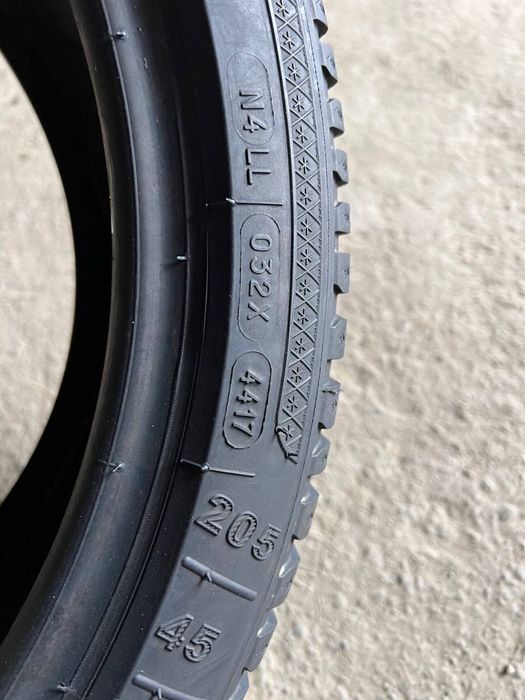 Шини 205/45 r17 Kleber Зима 2шт  (610)