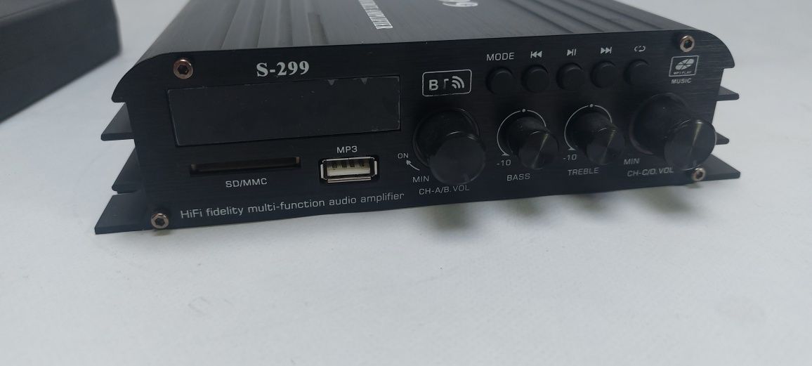 Amplificador s-299 4.1 Bluetooth Portátil para Carro e Casa  4 x 40W