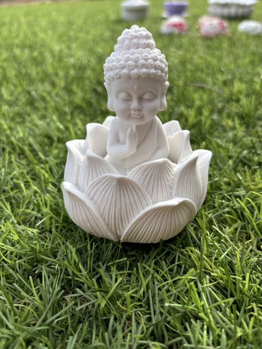 Buda de gesso cerâmico com cheirinho