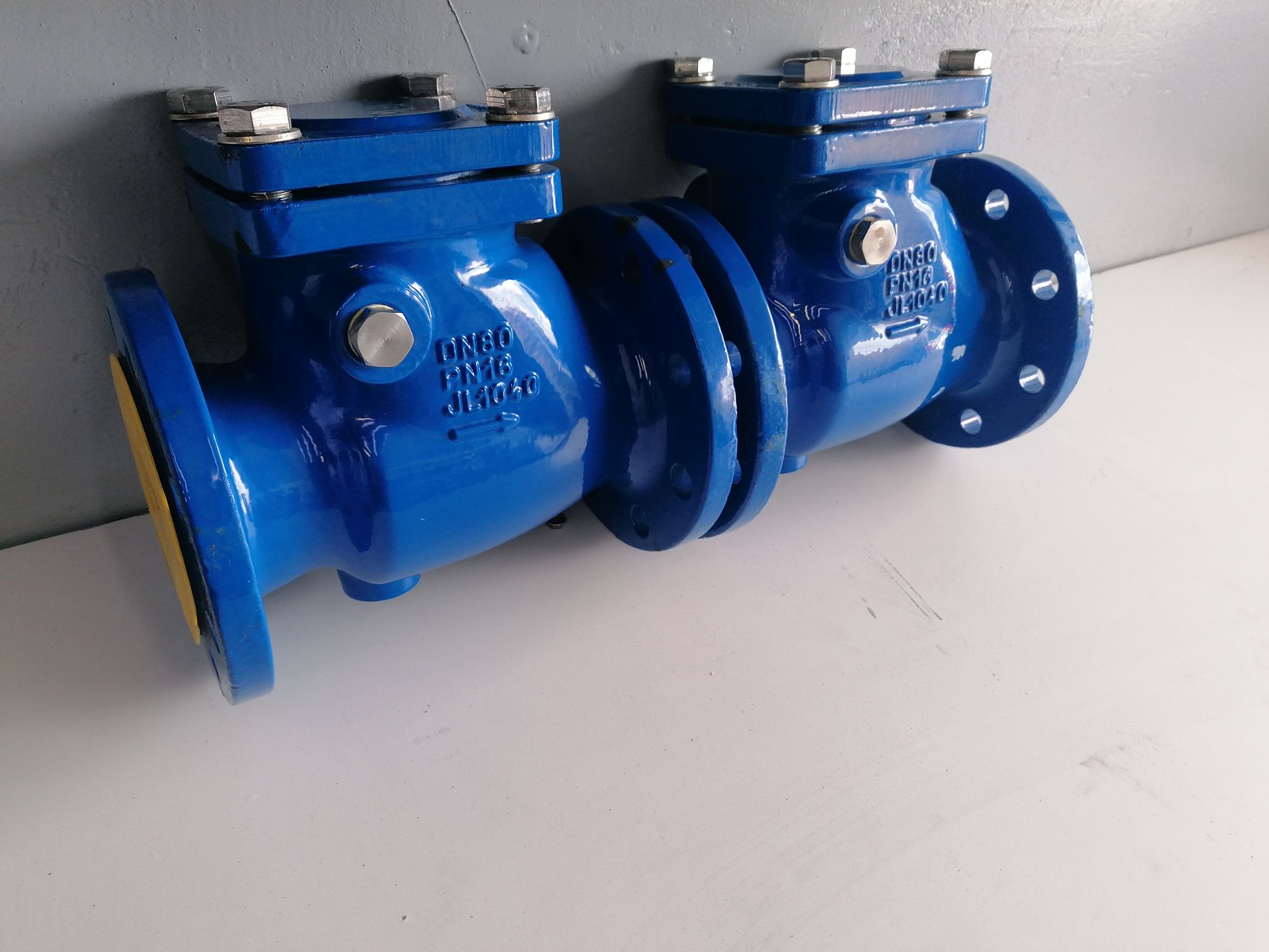 Zawór zwrotny klapkowy Zetkama fig 302 DN80 PN16 T-max 80 C