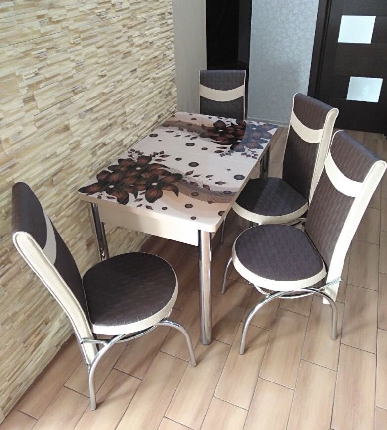Стол обеденный Кухонний обідній скляний розсувний стіл зі стільцями
