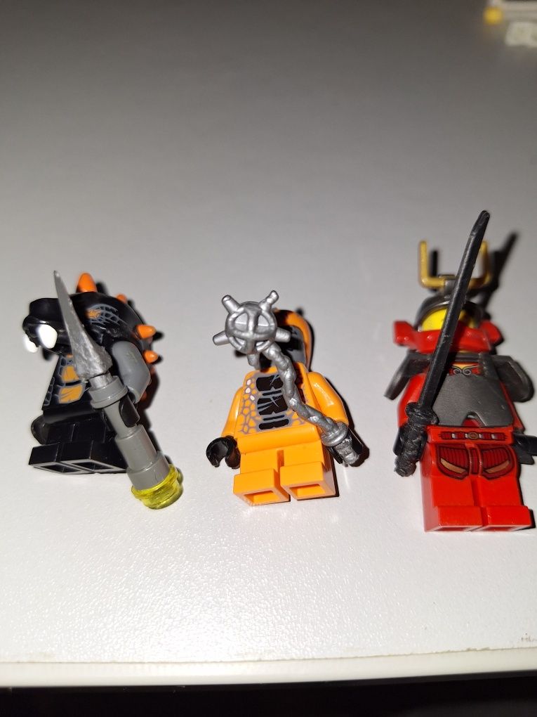 Оригінальні фігурки LEGO NINJAGO -змії та самурай з  набору 9448