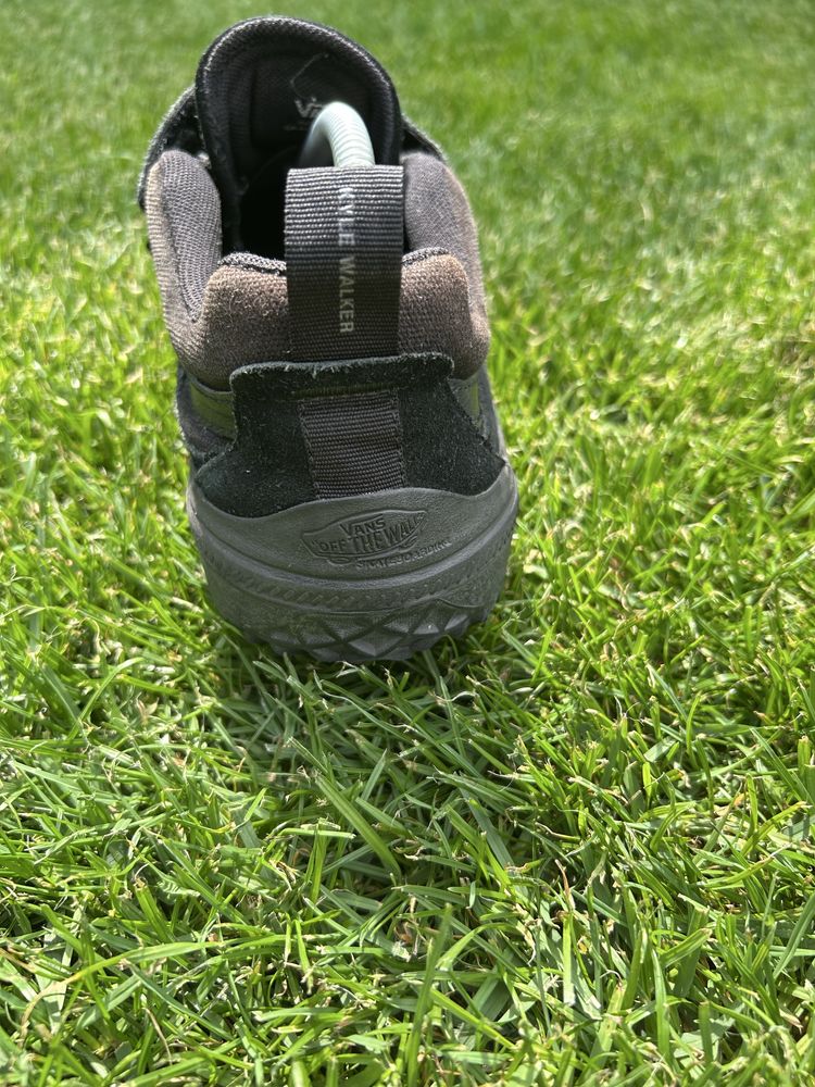 buty vans noszone na hulajnoge w dobrym stanie