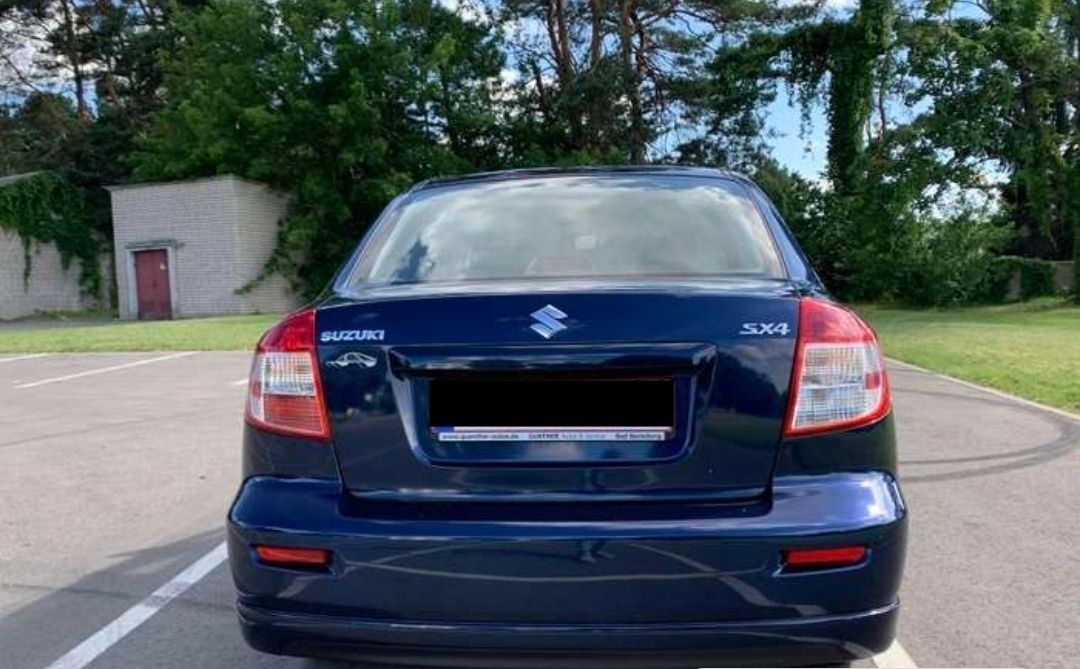 Suzuki SX 4 sedan Japan