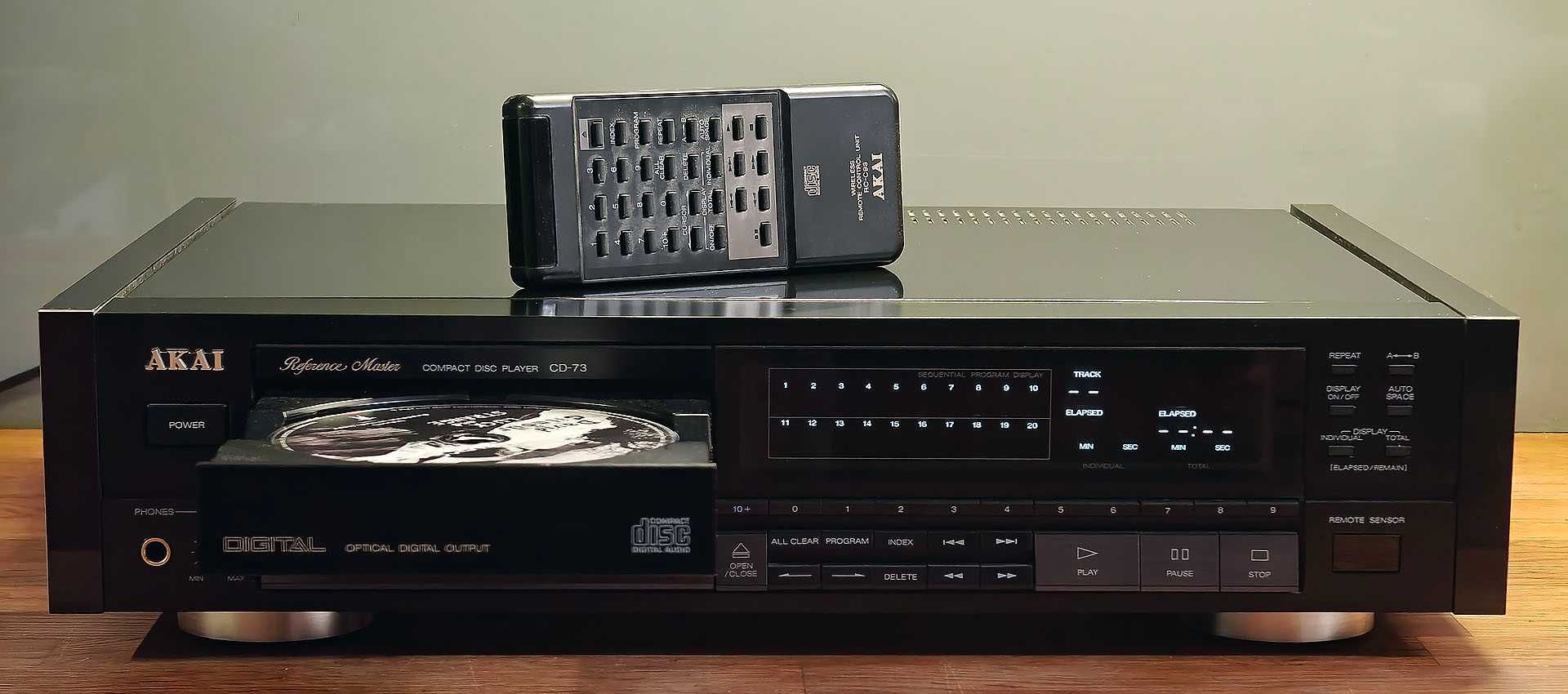 Akai CD-73 Reference Master