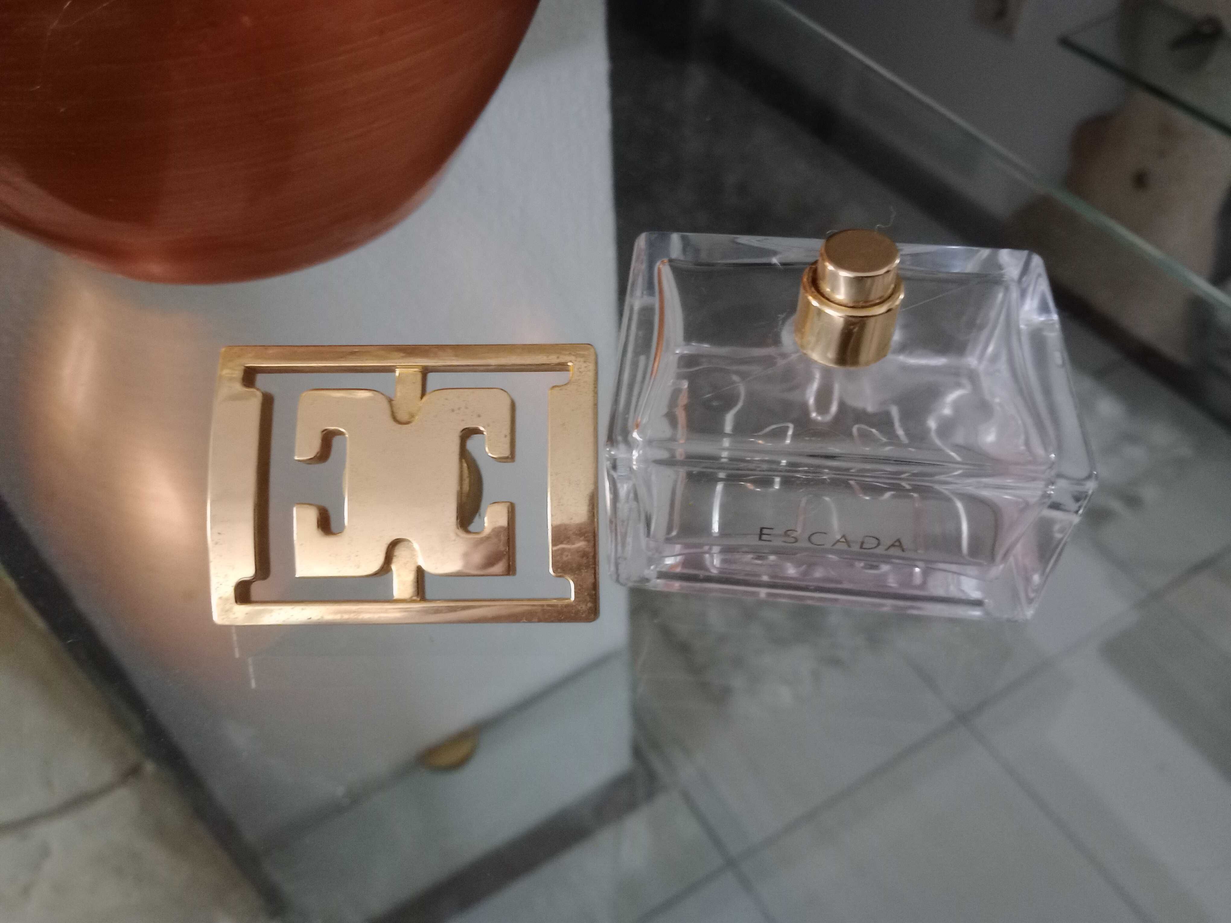 Frasco Vazio, coleção, com sele e numerado de Perfume Escada 100ml